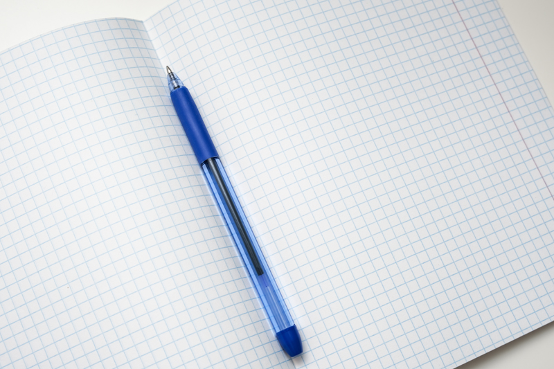 青いペンは0.7mmの太さが一番記憶に残りやすいらしいです。